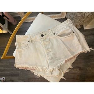 Used Off white, fringed, free people shorts. Size 30